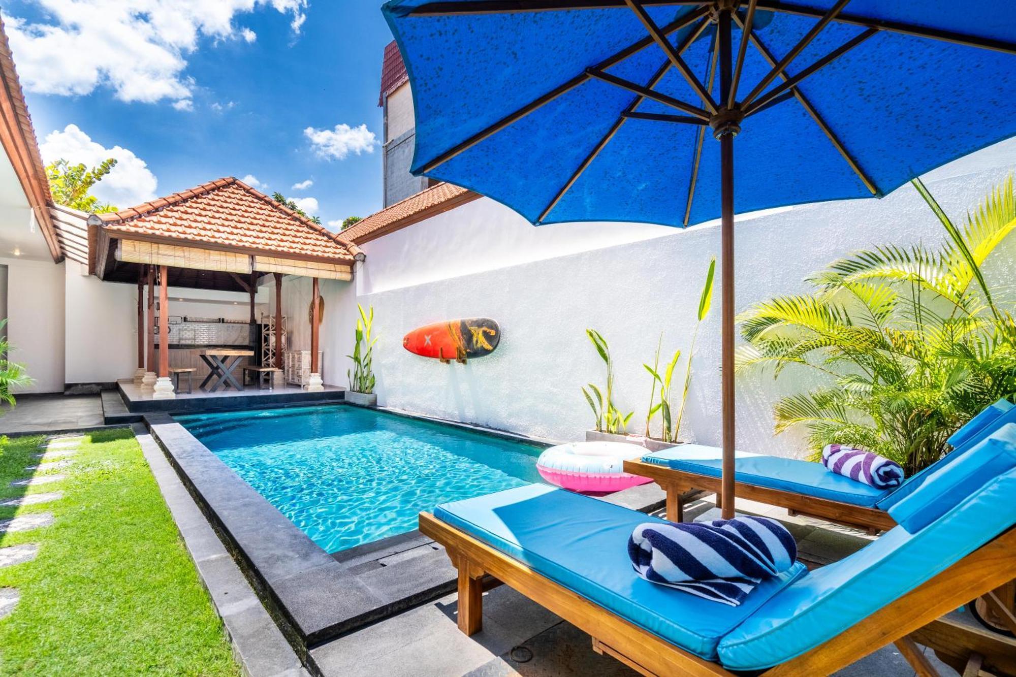 4-Bedroom Pool Villa Near Seminyak Center Exterior foto